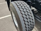 Passenger side front tire tread for this 2026 Kenworth T880 (Stock number: TJ197973)