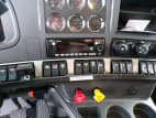 Interior radio and navigation system for this 2026 Kenworth T880 Short Hood (Stock number: TJ206864)