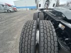 Driver side rear frame and tire tread for this 2026 Kenworth T880 (Stock number: TJ208422)