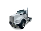 Featured image with white background for this 2026 Kenworth T880 (Stock number: TJ208422)