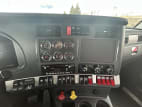 Interior radio and navigation system for this 2026 Kenworth T880 (Stock number: TJ208423)