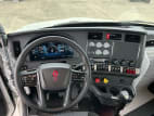 Interior dash for this 2026 Kenworth T880 (Stock number: TJ212215)