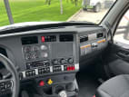 Interior radio and navigation system for this 2026 Kenworth T880 (Stock number: TJ216007)
