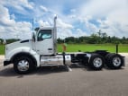 Exterior full driver side for this 2026 Kenworth T880 (Stock number: TJ216167)