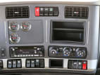 Interior radio and navigation system for this 2026 Kenworth T680 (Stock number: TJ219875)
