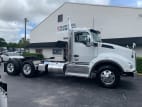 Exterior full passenger side for this 2026 Kenworth T880 (Stock number: TJ219904)