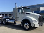 Exterior front passenger side for this 2026 Kenworth T880 (Stock number: TJ220175)