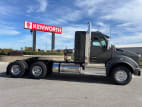 Exterior full passenger side for this 2026 Kenworth T880 (Stock number: TJ224818)