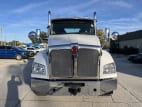 Exterior full front view for this 2026 Kenworth T880 (Stock number: TJ228247)