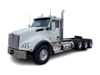 Featured image with white background for this 2026 Kenworth T880 (Stock number: TJ230860)