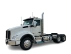 Featured image with white background for this 2026 Kenworth T880 (Stock number: TR208557)