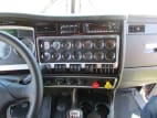 Interior radio and navigation system for this 2026 Kenworth W900L (Stock number: TR218307)