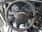 Interior steering wheel for this 2018 Kenworth T880 Short Hood (Stock number: UJJ222316)