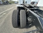 Driver side rear frame and tire tread for this 2020 Kenworth T880 (Stock number: ULJ399109)