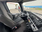 Interior cockpit for this 2020 Freightliner Cascadia (Stock number: ULLLL6996)