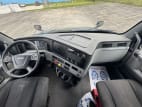 Interior dash for this 2020 Freightliner Cascadia (Stock number: ULLLL6996)