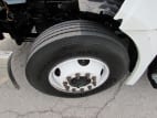 Driver side front tire tread for this 2020 Freightliner Cascadia (Stock number: ULSMC6259)