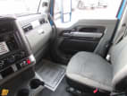 Interior seats for this 2021 Kenworth T680 (Stock number: UMJ434771A)