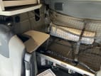 Interior passenger side sleeper for this 2021 Kenworth T680 (Stock number: UMJ434852)
