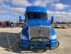 Exterior full front view for this 2021 Kenworth T680 (Stock number: UMJ434891A)