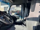 Interior seats for this 2021 Kenworth T680 (Stock number: UMJ434891A)
