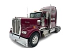 Featured image with white background for this 2021 Kenworth W900L (Stock number: UMR426552)
