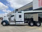 Exterior full driver side for this 2021 Kenworth W900L (Stock number: UMR431041)