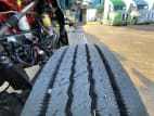 Driver side front tire tread for this 2021 Kenworth W900L (Stock number: UMR431870)