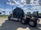 Exterior rear driver side for this 2021 Kenworth W900L (Stock number: UMR431870)