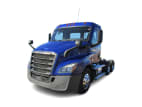 Featured image with white background for this 2021 Freightliner Cascadia (Stock number: UMSMY7393)