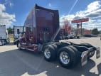 Exterior rear driver side for this 2022 Kenworth T680 (Stock number: UNJ466600)