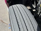 Passenger side front tire tread for this 2022 Kenworth T680 (Stock number: UNJ466600)