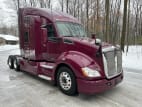 Exterior front passenger side for this 2022 Kenworth T680 (Stock number: UNJ466604)