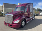 Exterior front drivers side for this 2022 Kenworth T680 (Stock number: UNJ466622)