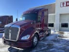 Exterior front drivers side for this 2022 Kenworth T680 (Stock number: UNJ466626)