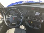 Interior dash for this 2022 Kenworth T680 (Stock number: UNJ467040)