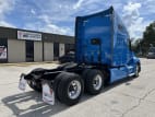 Exterior rear passenger side for this 2022 Kenworth T680 (Stock number: UNJ467053)