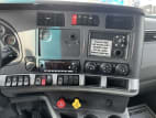 Interior radio and navigation system for this 2022 Kenworth T680 (Stock number: UNJ467053)