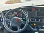 Interior steering wheel for this 2022 Kenworth T680 (Stock number: UNJ467058)