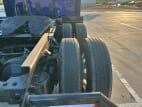 Passenger side rear frame and tire tread for this 2022 Kenworth T680 (Stock number: UNJ467058)