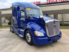 Exterior front passenger side for this 2022 Kenworth T680 (Stock number: UNJ467088)