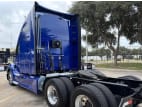 Exterior rear driver side for this 2022 Kenworth T680 (Stock number: UNJ467088)
