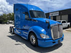 Exterior front passenger side for this 2022 Kenworth T680 (Stock number: UNJ467096)
