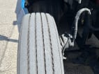 Passenger side front tire tread for this 2022 Kenworth T680 (Stock number: UNJ467096)