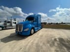 Exterior front drivers side for this 2022 Kenworth T680 (Stock number: UNJ467114)