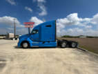 Exterior full driver side for this 2022 Kenworth T680 (Stock number: UNJ467114)