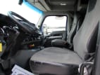 Interior seats for this 2022 Kenworth T680 (Stock number: UNJ467115)