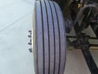Passenger side front tire tread for this 2022 Kenworth T680 (Stock number: UNJ467145)