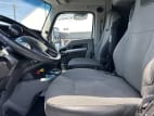 Interior seats for this 2022 Kenworth T680 (Stock number: UNJ477966)