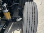Driver side front tire tread for this 2022 Kenworth T680 (Stock number: UNJ477967)